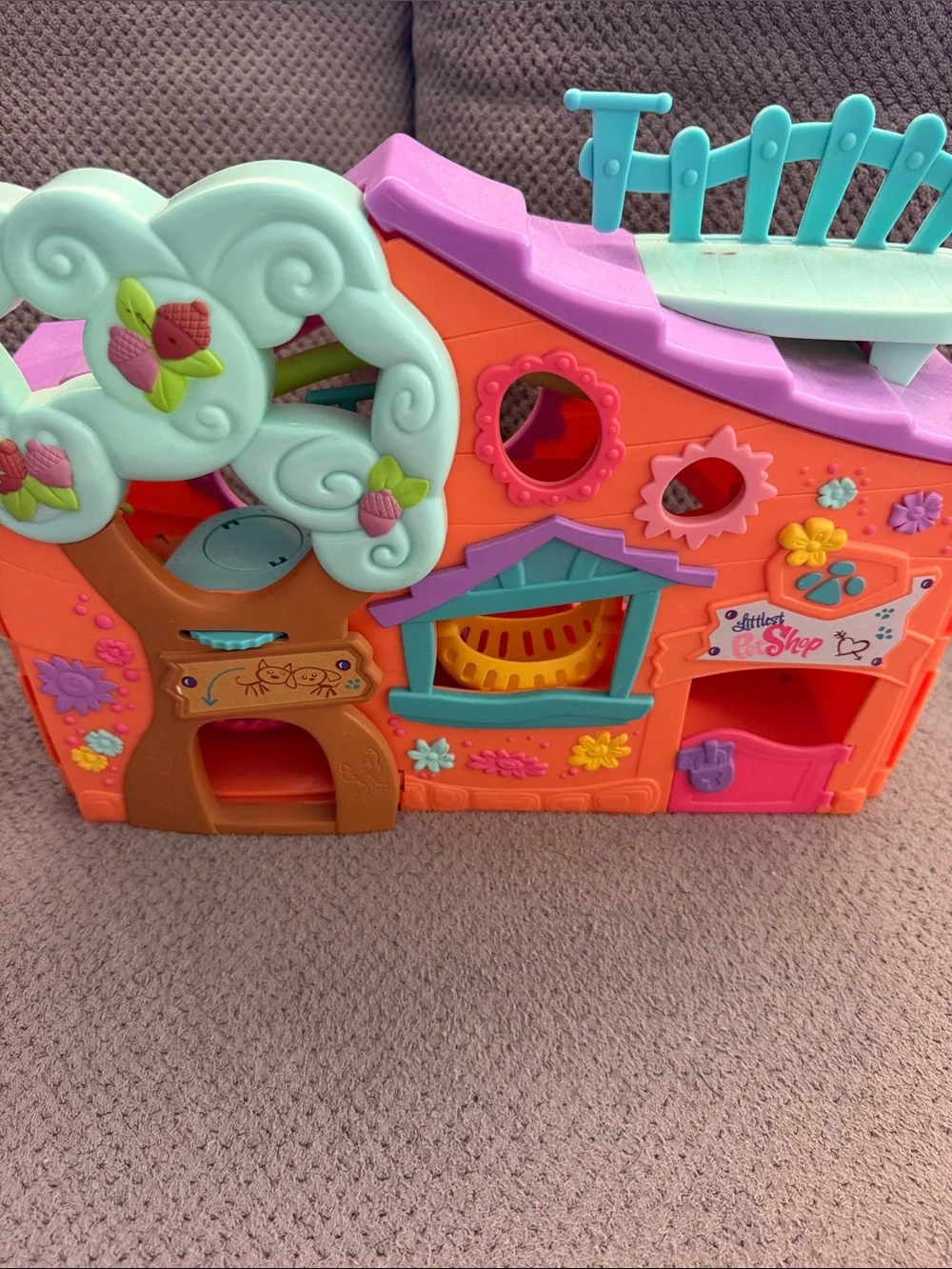 Littlest Pet Shop Bright Playset with Pink Slide, Purple Roof & Orange Walls